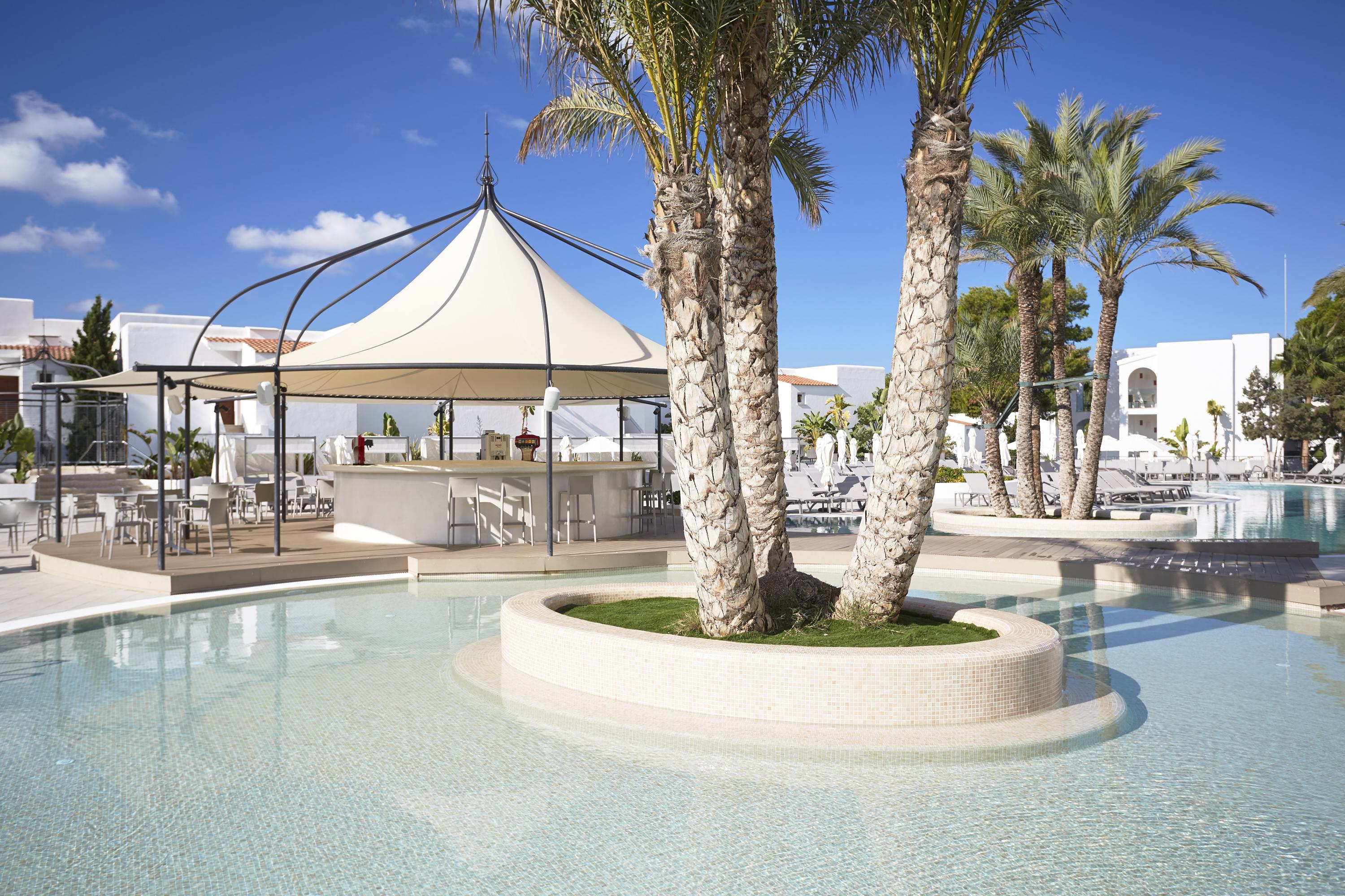 Insotel Tarida Beach Resort & Spa Cala Tarida  Exterior foto